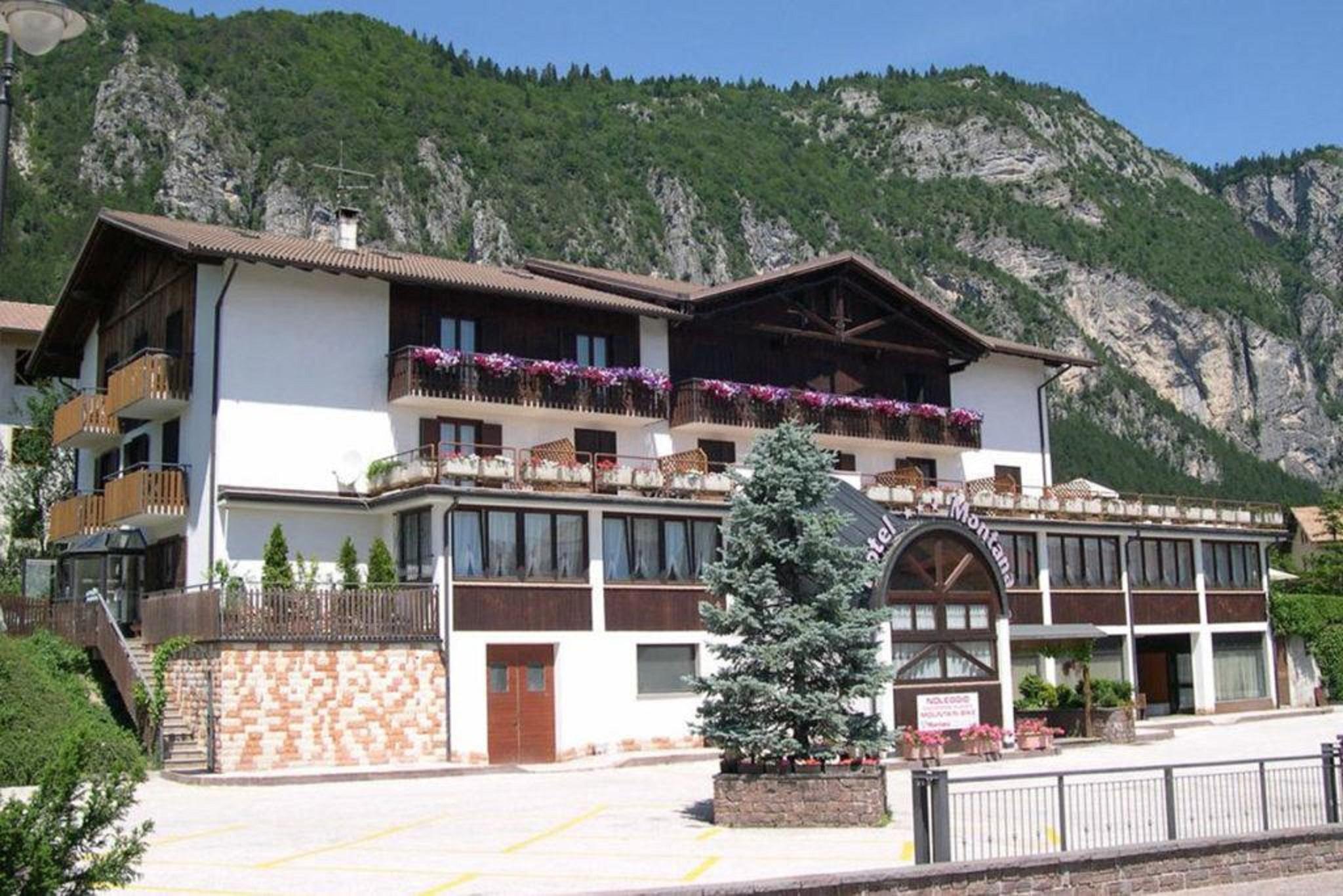 Hotel & Residence Montana Fai della Paganella Kültér fotó