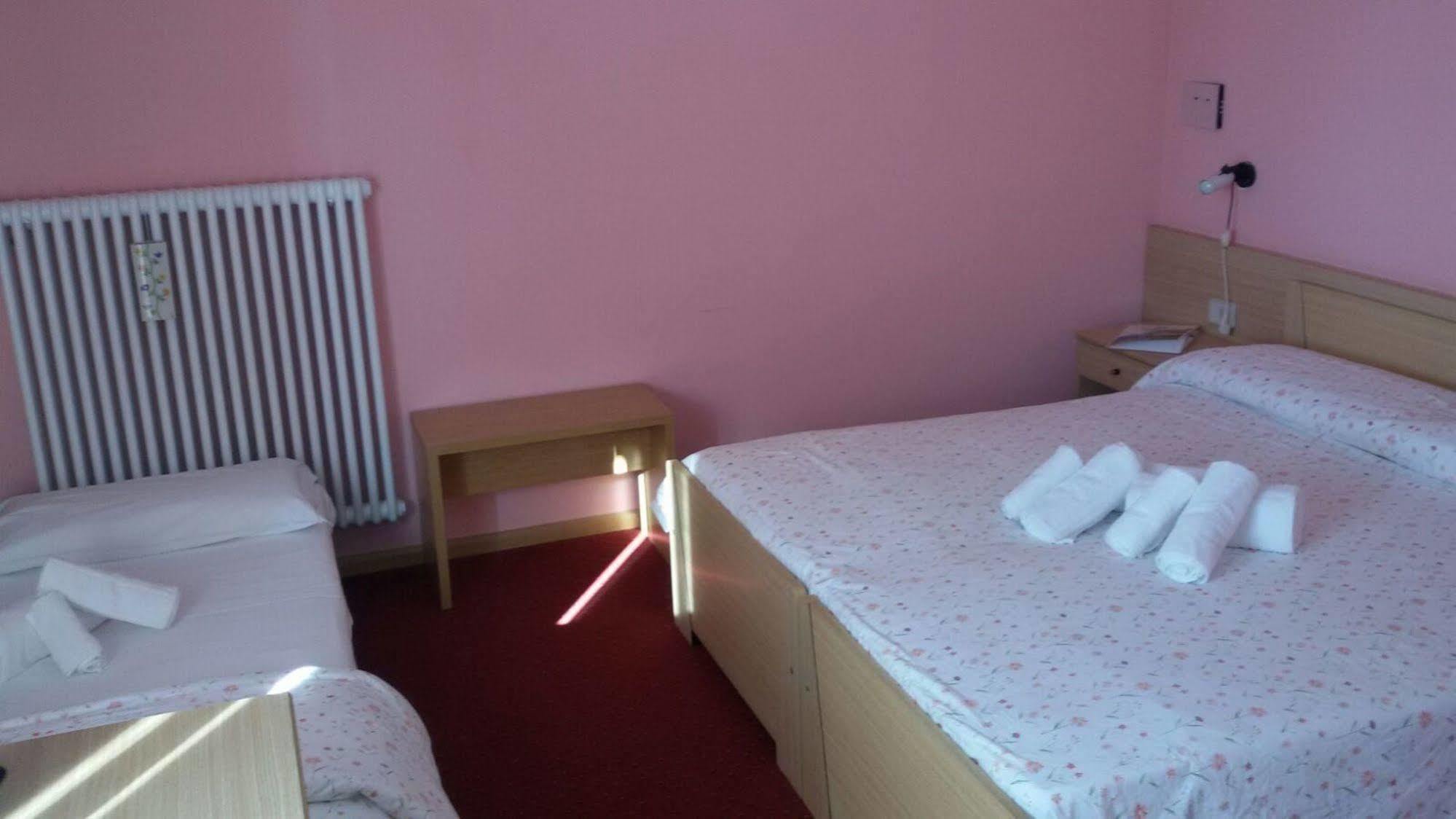 Hotel & Residence Montana Fai della Paganella Kültér fotó